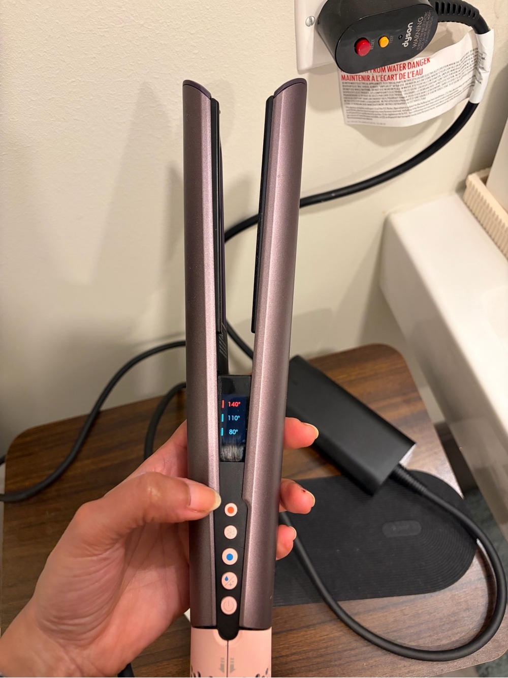 Dyson purple and pink hair straightener - Picture 3 of 7